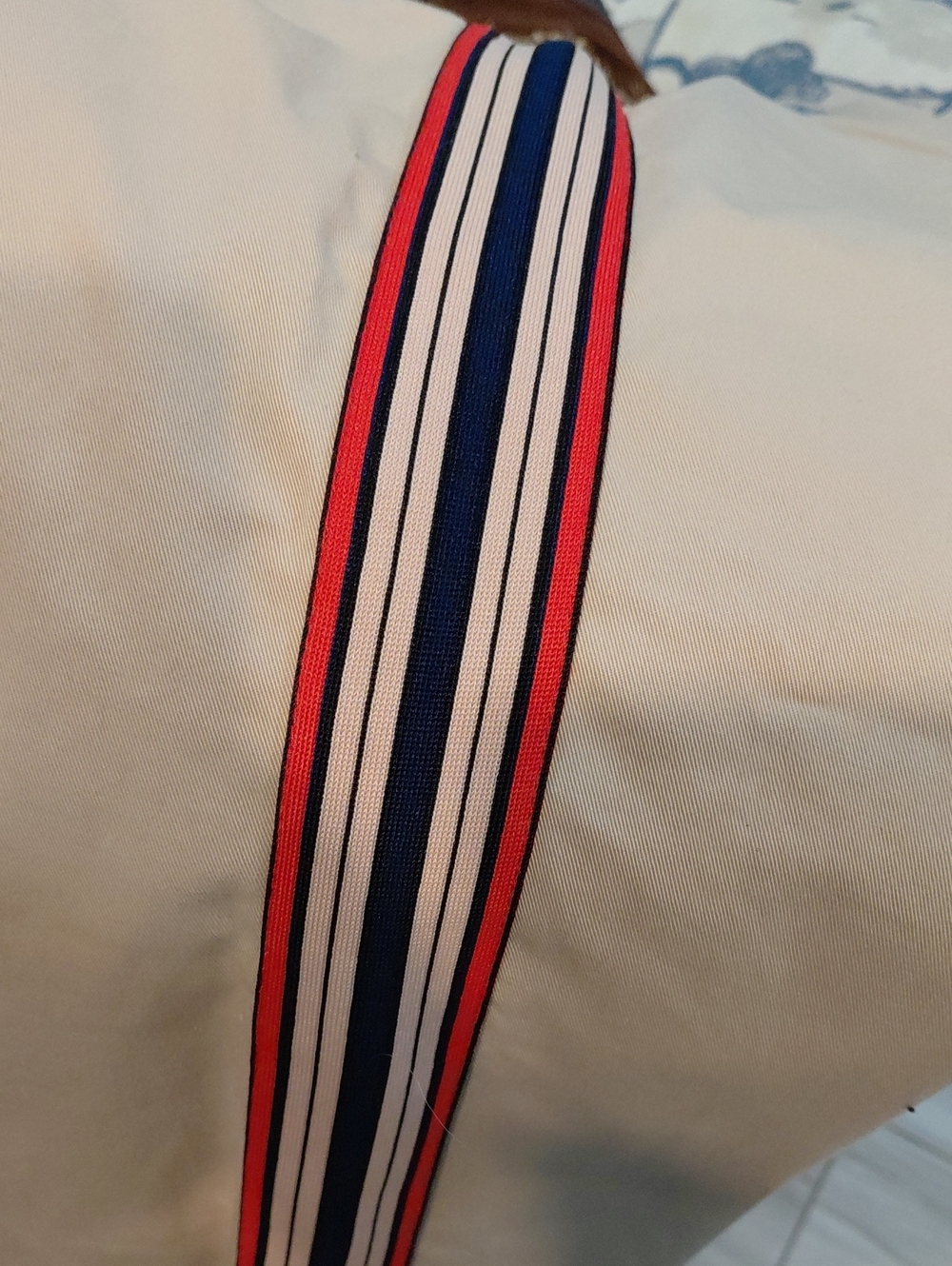 Pinko Beige Trousers with Subtle Neutral Tone - Picture 4 of 10